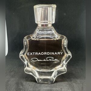 Oscar de la Renta Extraordinary Eau de parfum 3oz.